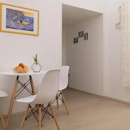 Toni Apartment *